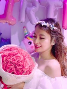 Hình ảnh gái xinh chúc mừng sinh nhật đẹp nhất